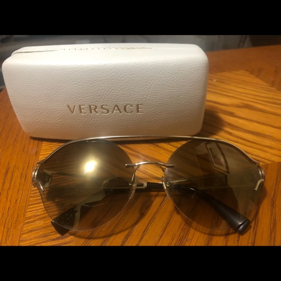 Versace sunglass Unisex  VE2184 - Picture 2 of 8